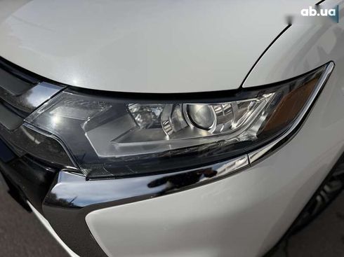 Mitsubishi Outlander 2015 - фото 21