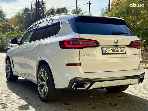 BMW X5 2021 - фото 18