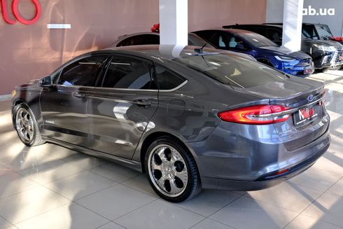 Ford Fusion 2019 серый - фото 4