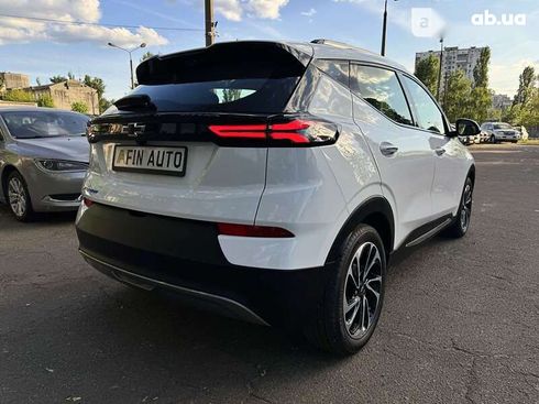 Chevrolet Bolt 2023 - фото 8