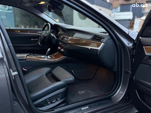 BMW 5 серия 2011 коричневый - фото 48