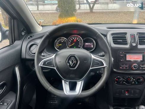 Renault Logan 2017 - фото 14