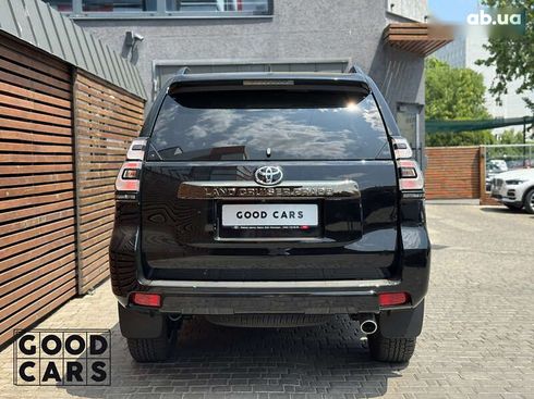 Toyota Land Cruiser Prado 2021 - фото 6