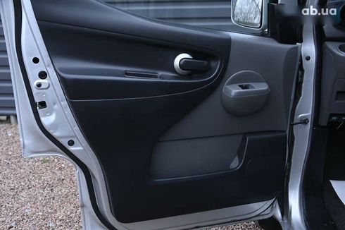 Nissan e-NV200 2015 - фото 21