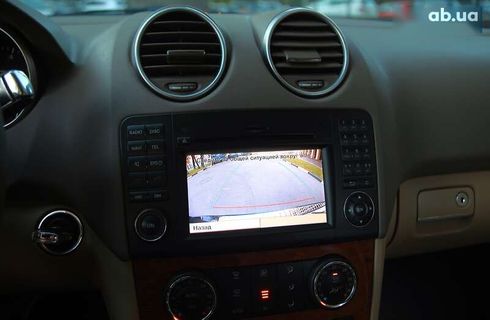 Mercedes-Benz M-Класс 2010 - фото 16