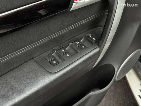 Chevrolet Captiva 2015 черный - фото 21