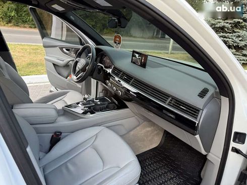 Audi Q7 2018 - фото 22