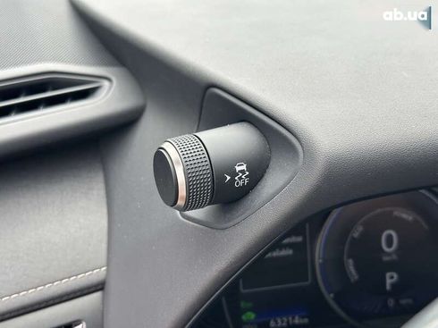 Lexus UX 2019 - фото 28