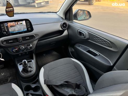 Hyundai i10 2024 зеленый - фото 37