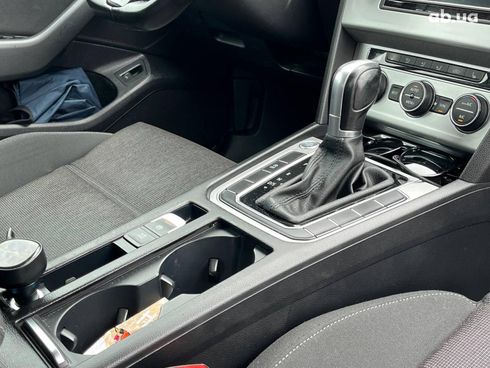 Volkswagen passat b8 2017 белый - фото 16