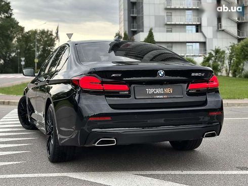 BMW 5 серия 2020 - фото 10