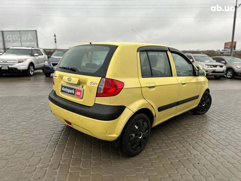 Hyundai Getz 2010 желтый - фото 8