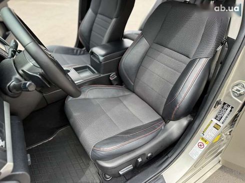 Toyota Camry 2016 - фото 18