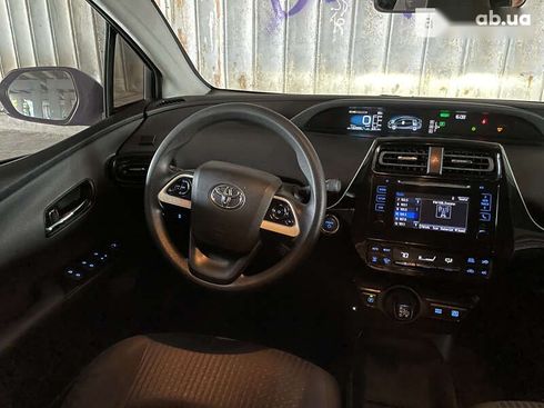 Toyota Prius 2016 - фото 30