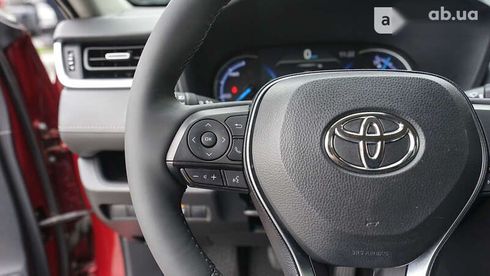 Toyota RAV4 2018 - фото 13