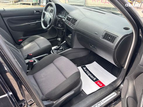 Volkswagen Golf 2000 черный - фото 16
