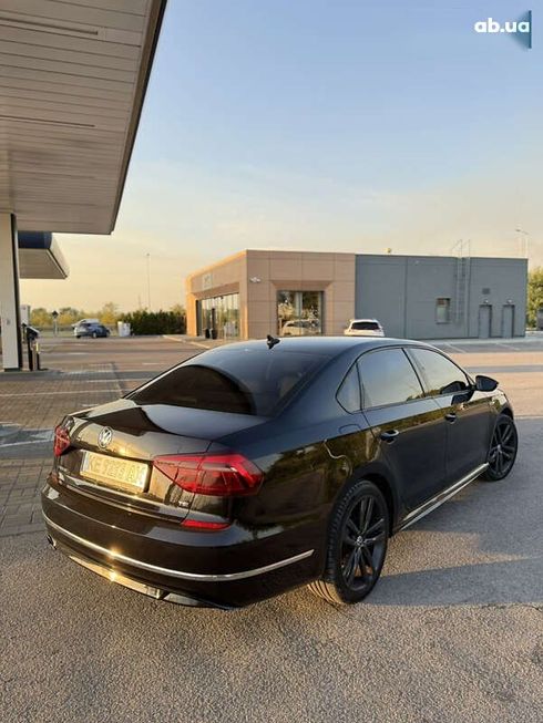 Volkswagen Passat 2018 - фото 14