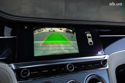 Bentley Continental GT 2018 - фото 27