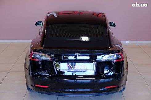 Tesla Model 3 2019 черный - фото 6