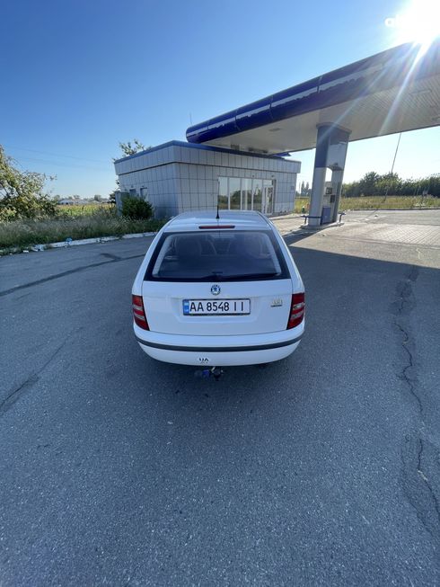 Skoda Fabia 2002 белый - фото 9