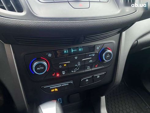 Ford Escape 2016 - фото 18