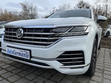 Купити кросовер Volkswagen Touareg бу Київ - купити на Автобазарі