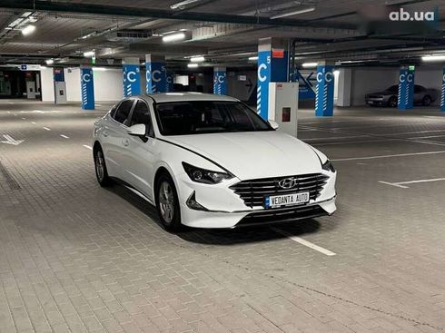 Hyundai Sonata 2019 - фото 3