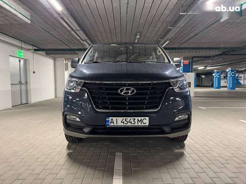 Hyundai Grand Starex 2018 - фото 3