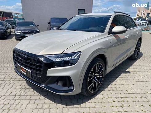 Audi Q8 2021 - фото 3