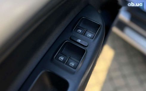 Skoda Octavia 2011 - фото 16