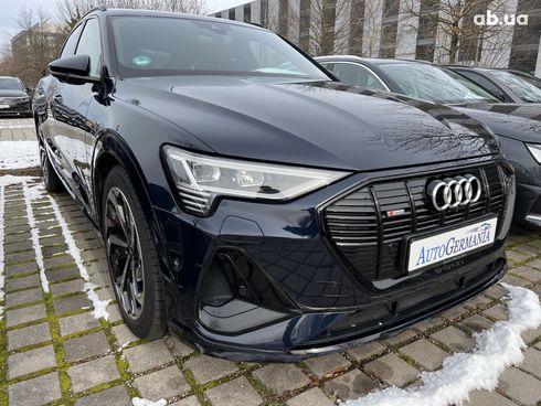 Audi E-Tron 2022 - фото 9