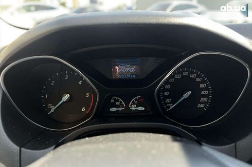 Ford Focus 2013 - фото 24