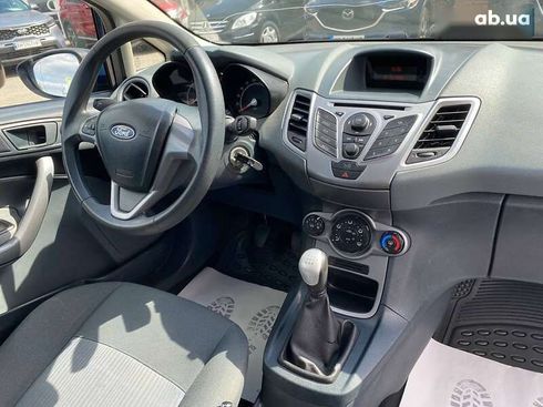 Ford Fiesta 2011 - фото 10