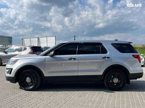 Ford Explorer 2017 серый - фото 8