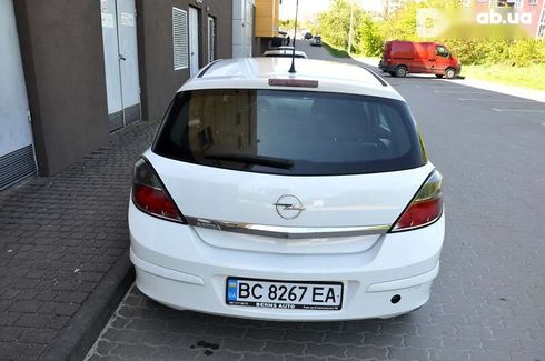 Opel Astra 2013 - фото 8