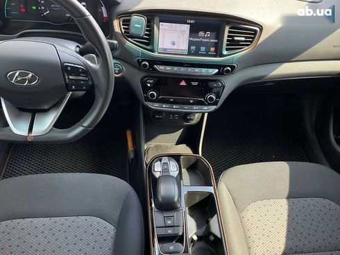 Hyundai Ioniq 2019 - фото 17