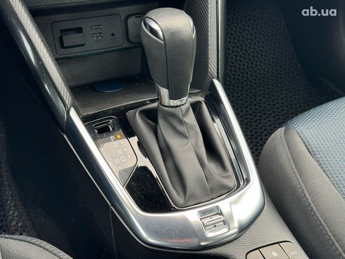 Toyota Yaris 2017 синий - фото 29