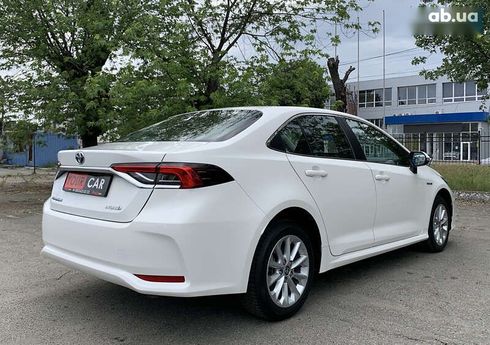 Toyota Corolla 2020 - фото 21