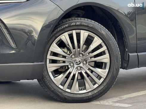 Toyota Venza 2021 - фото 14