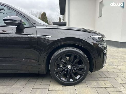 Volkswagen Touareg 2019 - фото 3