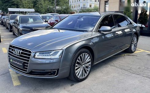 Audi A8 2016 - фото 8