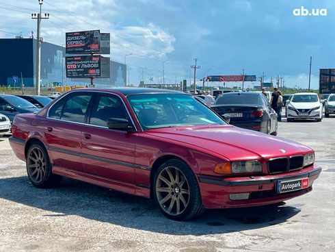 BMW 7 серия 1994 красный - фото 25