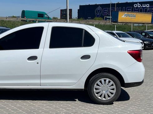 Renault Logan 2015 белый - фото 9