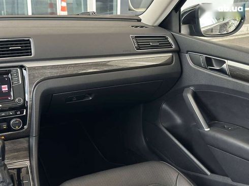 Volkswagen Passat 2018 - фото 28