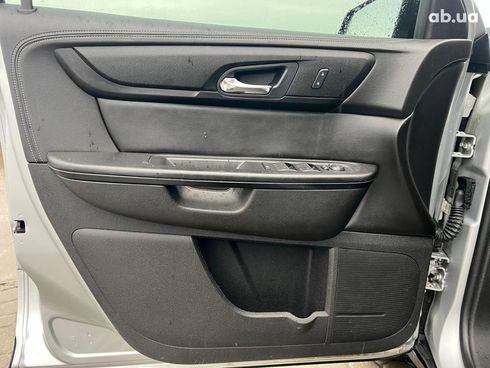 GMC Acadia 2016 серый - фото 28