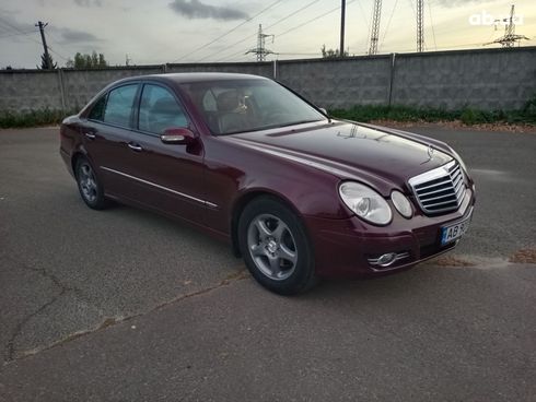 Mercedes-Benz E-Класс 2006 вишневый - фото 3