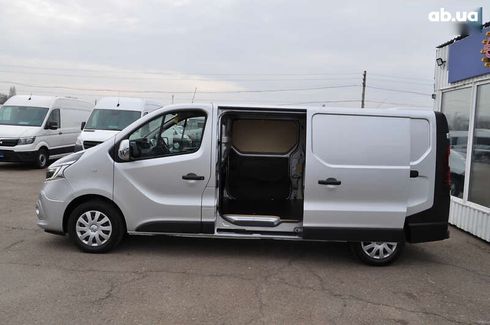 Renault Trafic 2020 - фото 15