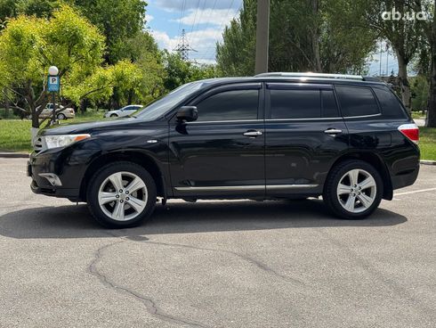 Toyota Highlander 2010 черный - фото 4