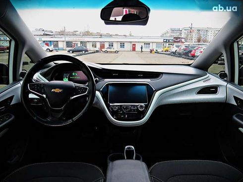 Chevrolet Bolt 2021 - фото 16