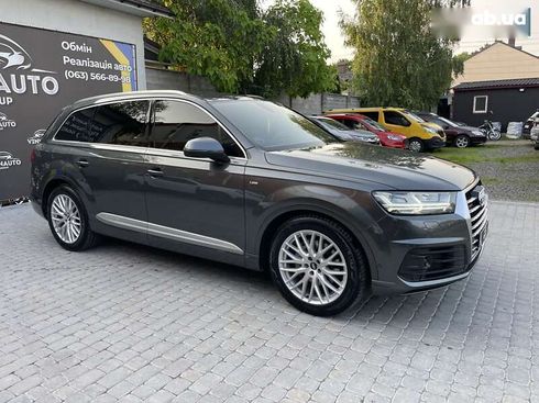 Audi Q7 2018 - фото 11